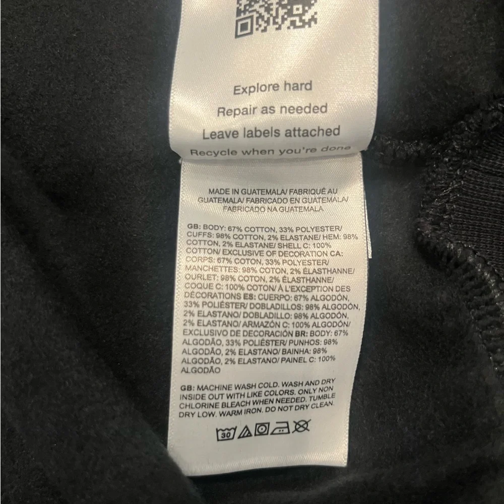 NWT North Face Men’s Hoodie - Picture 5 of 5